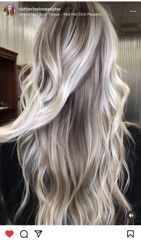 Full Foil With Root Smudge, Root Smudge Vs Root Melt, Dimensional Blonde With Shadow Root, Blonde With Shadow Roots And Money Piece, Long Blonde Hair Aesthetic, Shadow Balayage, Platinum Blonde With Dark Roots, Root Melt Blonde Balayage, Bright Blonde Hair With Shadow Root