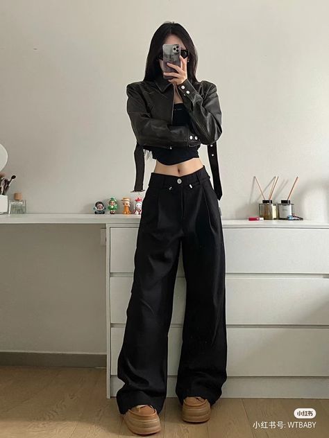 Black Edgy Outfits For Women, Korean Edgy Outfits, 2017 Clothes, Boy Pablo, Pablo Escobar, Kpop Fashion Outfits, Edgy Outfits, Stage Outfits, Kpop Outfits