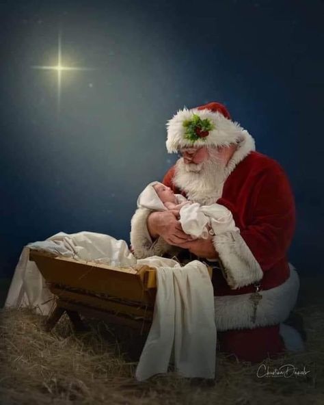 Santa Claus Pictures, Santa Claus Images, Christmas Jesus, Christmas Nativity Scene, Santa Clause, Christmas Memory, Christmas Scenes, Christmas Nativity, Baby Jesus