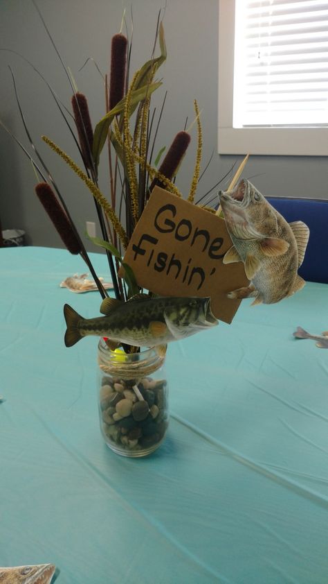 Fishing Birthday Party Decor, Fishing Party Centerpieces, Fishing Themed Birthday Party For Men, Fish Themed Birthday Party For Adults, Hunting Fishing Theme Party, Outdoors Centerpieces, Fishing Themed Centerpieces, Fishing Centerpieces Ideas Rustic, Fishing Banquet Decor