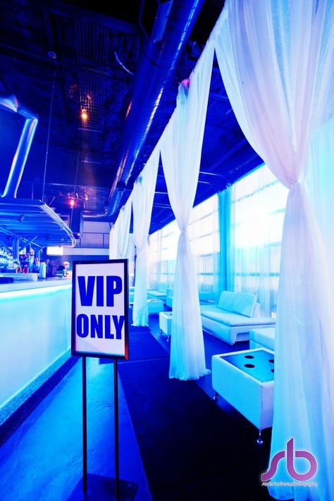 Vip Club Aesthetic, Vip Area Ideas, Vip Event Ideas, Vip Sections Ideas, Vip Area Lounges, Vip Lounge Design, Vip Club Lounge, Vip Lounge Club, Vip Lounge Design Luxury