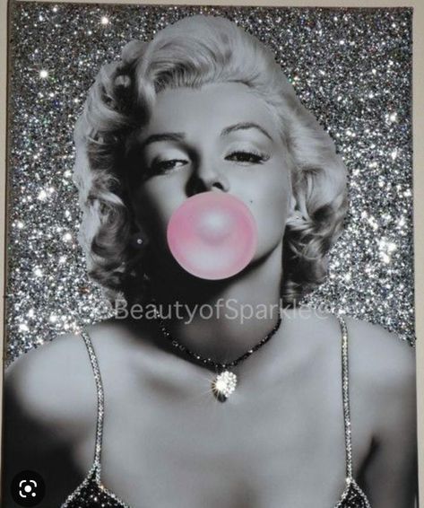 Marilyn Monroe Tattoo, Sparkle Fashion, Glitter Wall Art, Glitter Pictures, Glitter Wall, Glitter Canvas, Love Sparkle, Canvas Picture, Glitter Print