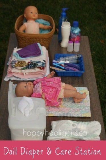 Pretend Play idea: doll diaper and care station Diaper Station, Dramatic Play Themes, Role Play Areas, Dramatic Play Preschool, Dramatic Play Area, Dramatic Play Centers, Invitation To Play, Play Centre, Baby Themes