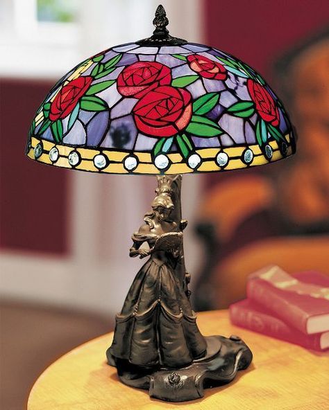 the most wonderful lamp i've ever seen Disney Decor Subtle, Beauty And The Beast Bedroom, Library Lamp, Игрушки Funko Pop, Disney House, Deco Disney, Casa Disney, Disney Room Decor, Tiffany Style Lamp