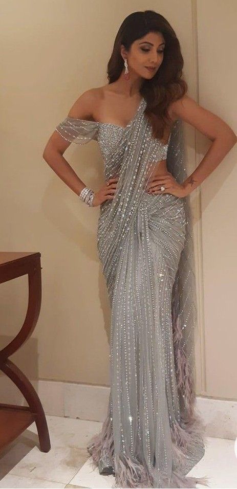 Silpa Shetty, Silver Saree, Indian Outfits Modern, Saree Jacket Designs, German Police, Saree Wearing Styles, Trendy Outfits Indian, Indian Sari Dress, Fancy Sarees Party Wear