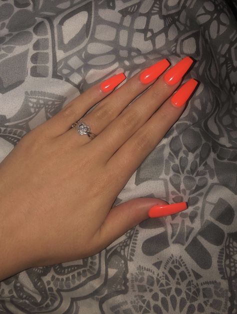 Fluro Orange Nails, Acrylic Nails Neon Orange, Sunset Orange Nails, Blood Orange Nails, Neon Orange Acrylic Nails, Hot Orange Nails, Orange Neon Nails, Neon Red Nails, Acrylic Nails Neon