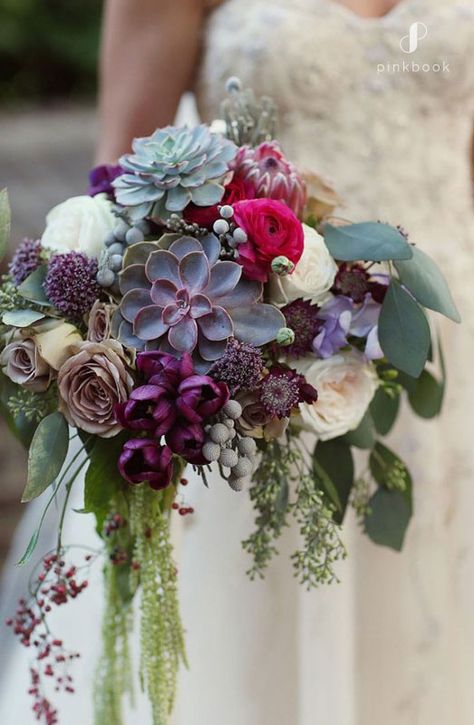 Unique Wedding Bouquet, Succulent Bouquet Wedding, Wedding Flower Guide, Purple Succulents, Succulent Bouquet, Wedding Bouquets Pink, Flower Guide, Fall Wedding Bouquets, Fall Wedding Flowers