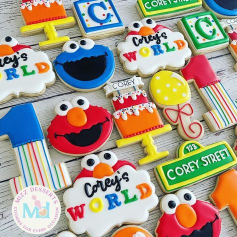 Elmo Decorated Cookies, Elmo Cookies 1st Birthday, Sesame Street Sugar Cookies, Sesame Street Cookies Decorated, Sesame Street Treats, Sesame Street Birthday Party Ideas Boy, Elmo Cookies, Sesame Cookies, Sesame Street Cookies