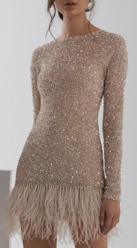 Roaring 20s Party Outfit, New Years Eve Outfits, Roaring 20s, Round Neck Dresses, Reception Dress, Looks Chic, Cocktail Dress Party, Short Dress, Look Fashion