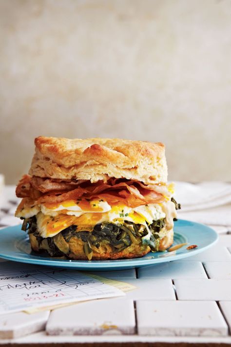 Festive Holiday Breakfast Inspirations to Make Christmas Morning | 31Daily.com Ham And Egg Sandwich, Best Biscuit Recipe, Egg Sandwich Recipe, Best Breakfast Sandwich, Collard Greens Recipe, Breakfast Sandwich Recipes, Biscuit Sandwich, Peanut Recipes, Classic Breakfast