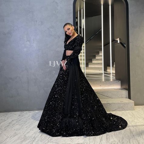 Ejaaz Couture on Instagram: “#EjaazMuse @riya.bami in our statement black embellished lehenga set with feather art dupatta at our Flagship Store ~ Defence Colony, New…” Black Lengha, Ejaaz Couture, Black And White Wedding Theme, Reception Outfit, Black Lehenga, Reception Lehenga, Indian Outfits Lehenga, Punjabi Outfits, Bollywood Lehenga