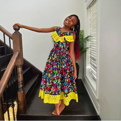 Ankara Styles For Teenage Girl, Ankara Styles For Kids, White Lace Dress Short, Fashion Girl Design, Kids Party Wear Dresses, African Attire Dresses, African Print Dress Ankara, African Dresses For Kids, Latest Ankara Styles