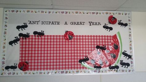 A wonderful board for the beginning of the school year. "Ant"icipate a great year! Ant Crafts, Beginning Of The School Year, School Counseling, Board Ideas, The School, Bulletin Board, Bulletin Boards, Ants, School Year