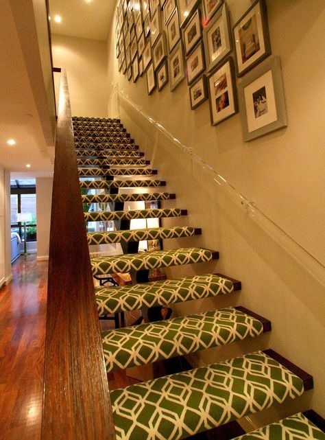 Doryn's Glamorous Return to the City Stairs Carpet, Staircase Runner, Open Stairs, Grand Isle, Open Staircase, Hallway Carpet Runners, Floating Stairs, Painted Stairs, Buying Carpet