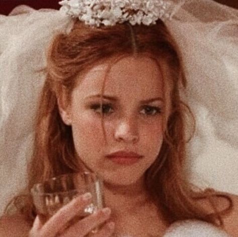 ☁️ | blondestuckinthe2000s Lydia Martin, Girls Music, Playlist Covers, Rachel Mcadams, 90s Aesthetic, Blogger Girl, Manado, Just Girl Things, Black & White