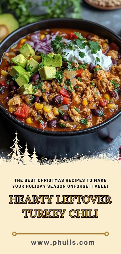 Turn your Thanksgiving leftovers into a delicious, warming meal! This turkey chili is packed with flavor and perfect for cozy nights. Turkey Leftover Recipes, Leftover Turkey Chili, Christmas Leftovers Recipes, Turkey Chilli, Turkey Chili Recipe, Christmas Leftovers, Leftover Chili, Leftover Thanksgiving, Thanksgiving Turkey Leftovers