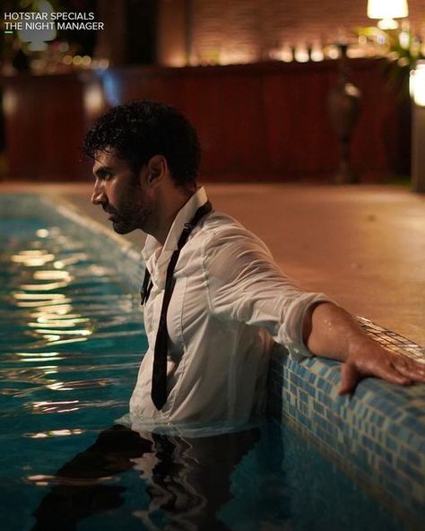 Aditya Roy Kapoor, Aditya Roy Kapur, Bollywood Wallpaper, Deep Quotes That Make You Think, Roy Kapoor, Vintage Bollywood Aesthetic, Night Manager, Hey Handsome, Bad Boy Aesthetic