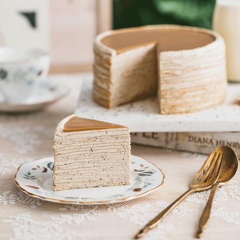 Crepe Cake Flavors, Earl Grey Crepe Cake, Lady M Cake, Mille Crepe Cake Recipe, Earl Grey Desserts, Lady M Crepe Cake, Mille Cake, Crepes Cake, Mille Crepe Cake