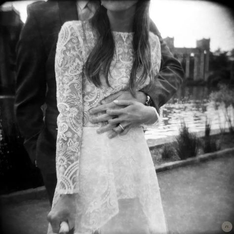 Holga Photography, Emo Wedding, Shot On Film, Wedding Photography Gallery, 120 Film, Photography Collection, Toy Camera, Black And White Film, Color Film