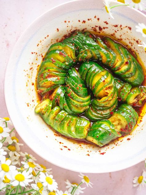 This Spicy Asian Spiral Cucumber Salad is a simple crunchy cucumber salad made with Gochugaru chili powder, soy sauce, and garlic olive oil. Spiral Cucumber Salad, Korean Pickles, Spicy Cucumbers, Salad With Rice, Korean Salad, Vegan Japanese Food, Japanese Cucumber Salad, Spicy Cucumber Salad, Asian Cucumber Salad