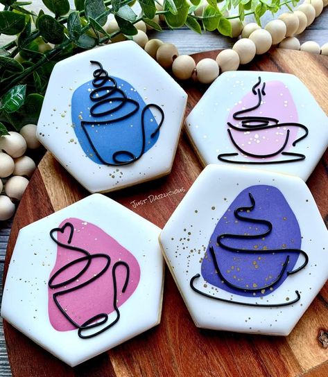 Librarian Cookies Decorated, April Cookies Decorated, Abstract Cookies Decorated, Coffee Cookies Decorated, Thank You Cookies Decorated, Simple Sugar Cookie Designs, Mug Sugar Cookie, Winter Cookies Decorated, Coffee Cup Cookie