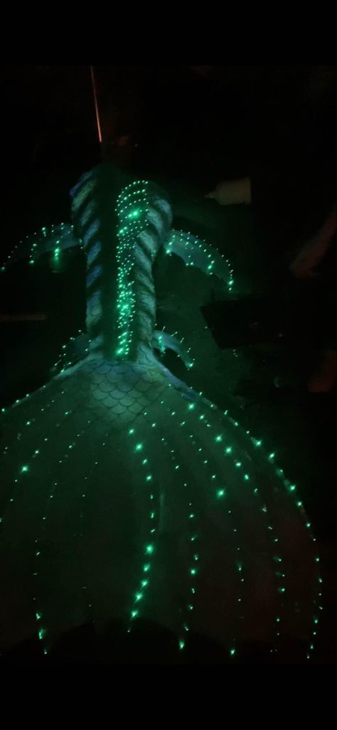 Black Merman Tail, Mermaid Black Tail, Green Mermaid Tail Aesthetic, Glow In The Dark Mermaid Tail, Siren Tail Art, Dark Green Mermaid Tail, Glowing Mermaid Tail, Bioluminescent Mermaid Tail, Siren Tail Design