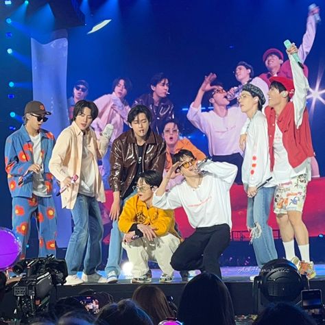 📸 220409 - PERMISSION TO DANCE ON STAGE: LAS VEGAS D-2 Bts Stage Photos, Kpop On Stage, Bts Ot7 Photos, Bts Permission To Dance Concert, Bts On Stage, Ptd On Stage Las Vegas, Ot7 Bts, Permission To Dance On Stage, Kpop Concert