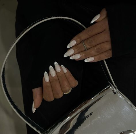 Nails Milky, Milky Nails, Classy Acrylic Nails, Pretty Gel Nails, Manicures Designs, Fire Nails, Classy Nails, French Tip Nails, Cute Acrylic Nails