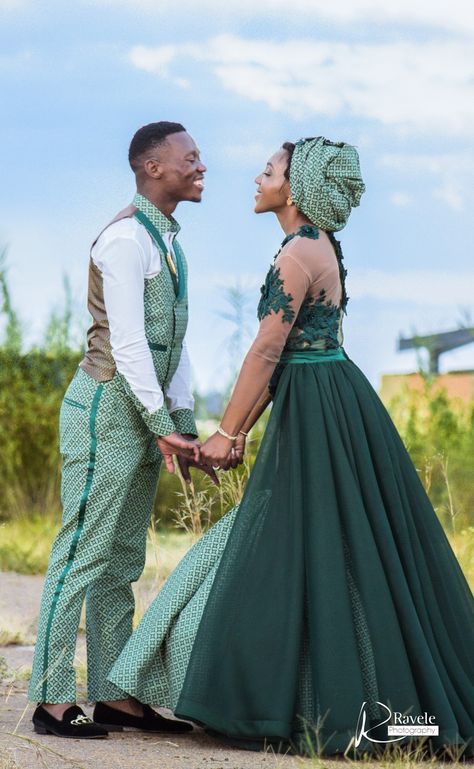 #seshweshwe #green #love #traditionalwedding #makoti #traditionalweddingdress Green Seshweshwe Dresses, Bridesmaid Dresses Forest, Israelite Wedding, Green Shweshwe, Non Traditional Bride, Shweshwe Wedding Dresses, Long Green Bridesmaid Dresses, Wedding Dress Green, African Wedding Theme