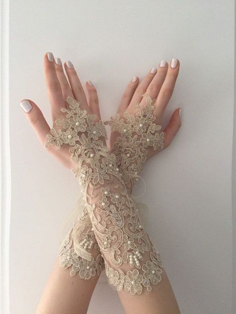 Wedding gloves, Bridal gold champagne gloves, bridal long gloves, bridal gloves, gloves, wedding gloves, wedding anklet, wedding long mitten Fancy Gloves, Fairy Wings Costume, Floral Gloves, Lace Fingerless Gloves, Bridal Cuff, Wedding Anklets, Formal Gloves, Lace Accessories, Style Français