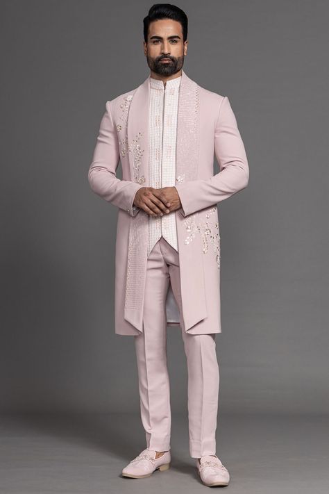 Latest Indowestern Outfits For Men, Indo Western Outfits For Men, Traditional Indian Mens Clothing, Indian Wedding Suits Men, Indowestern Sherwani, Fashion Sketches Men, Indian Wedding Clothes For Men, Sherwani For Men Wedding, Wedding Kurta For Men