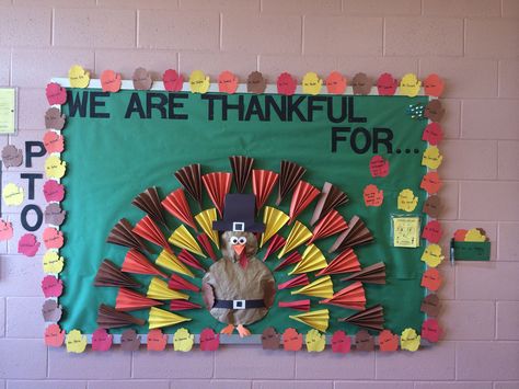 Turkey bulletin board... Be thankful Christian October Bulletin Boards, Turkey Bulletin Boards For School, November Bulletin Board Ideas For School, Thanksgiving Bulletin Boards For Daycare, Halloween Bulletin Boards For Work, November School Bulletin Board Ideas, Turkey Bulletin Boards For Preschool, Thanksgiving Bulliten Boards, Thanksgiving Bulletin Boards For School