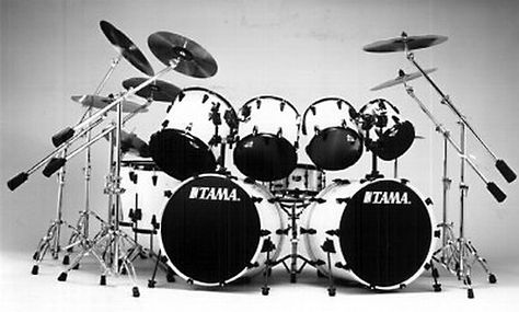 Lars Ulrich Signature kit ... NICE ... Lars Ulrich Drums, White Setup, Alex Van Halen, Lars Ulrich, Pearl Drums, Drum Sets, Music Machine, Steve Vai, Metal Drum