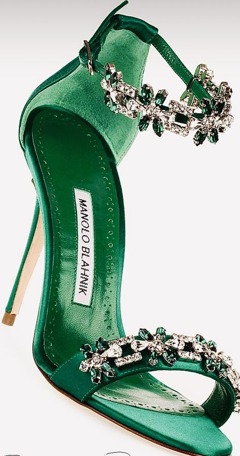 Fancy Heels, Classy Shoes, Fancy Shoes, Gorgeous Shoes, Fabulous Shoes, Fashion High Heels, Green Shoes, Pretty Shoes, Shoe Obsession