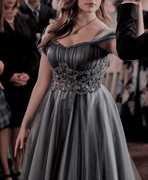 Best Date Outfits For Women, Hope Mikaelson Cute, Hope Mikaelson Dress, Hope Mikaelson Outfits, Hope Mikaelson Aesthetic, The Originals Davina, Hestia Jones, Hope Aesthetic, Mikaelson Aesthetic