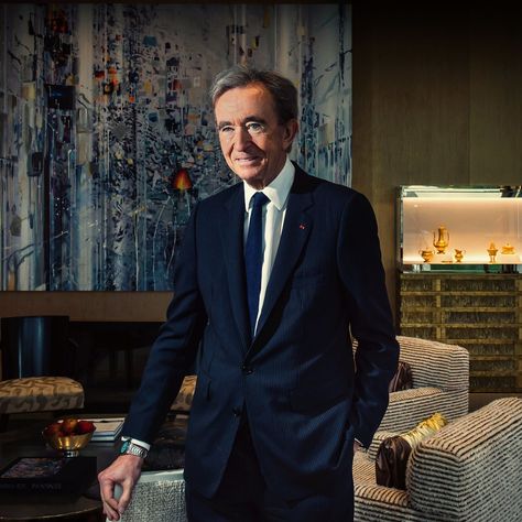 World’s Richest Man Likes the View Atop Refurbished Tiffany - WSJ Bernard Arnault, Richest Man, Filthy Rich, Richest In The World, Rich Man, Flagship Store, The View, Dress Codes, I Dress