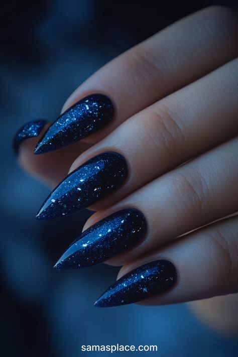 Accents Dark Blue Winter Nails Acrylic, Deep Purple Sparkle Nails, Lighting Nails Designs, Holiday Glass Nails, Jewel Tone Nail Colors, Trendy Nails Ideas 2024 Winter, Blue Sparkly Nail Ideas, Dark Blue New Years Nails, Almond Nails Dark Purple