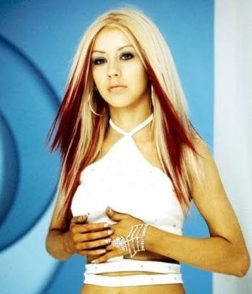 Christina Aguilera Red And Blonde Hair, Christina Aguilera Come On Over, Christina Aguilera Red Hair, 2000s Celebs, Christina Aguilera 1999, 1990s Hairstyles, Cristina Aguilera, Rock Star Hair, 2000s Hair