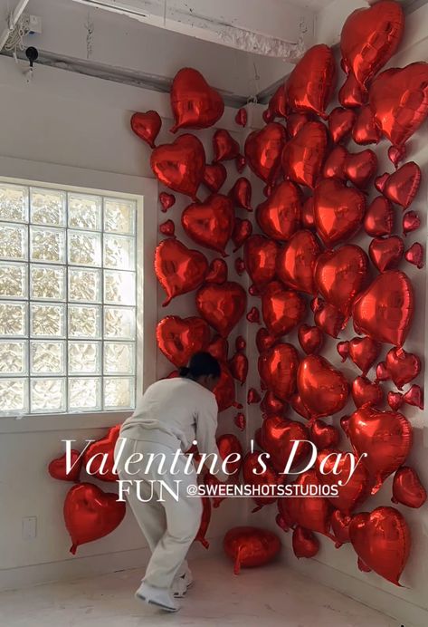 Church Valentine Party Ideas, Red Galentines Party, Valentines Day Themed Party, Valentine Engagement Party, Valentines Dance Decorations, Disco Valentines Day, Galentines Dinner Party, Valentines Birthday Party Ideas, Love Party Decorations