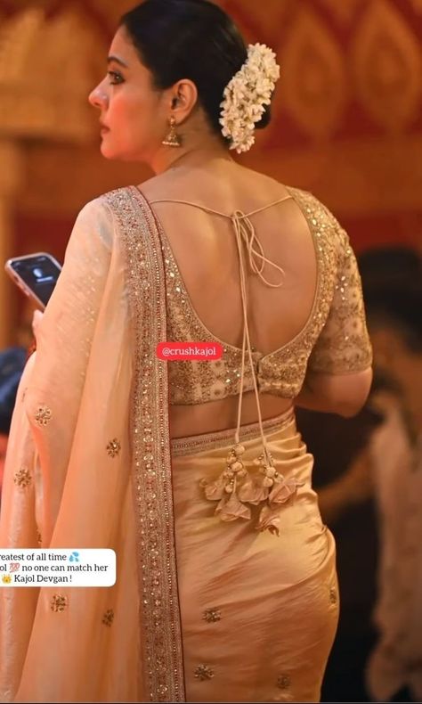 Blouse Casual Fashion, Indian Brides, Hot Women Dress, Ashley Graham, Soft Silk Sarees, Beautiful Smile Women, Dresses For Teens, Indian Beauty Saree