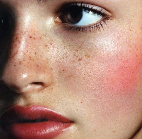 Freckles and rosy cheeks #weddingmakeup #wedding #makeup #freckles Blush Cheeks Aesthetic, Blushy Cheeks Makeup, Wedding Makeup Freckles, Tattoo Freckles, Makeup Freckles, Freckled Skin, Simple Wedding Makeup, Freckles Makeup, Fake Freckles