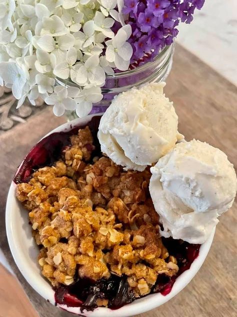 Single Serve Blueberry Crisp! Individual Berry Crisp, Single Serve Berry Crisp, Single Serving Blueberry Crisp, Blueberry Crisp In A Mug, Microwave Blueberry Crisp, Individual Blueberry Crisp, Single Serve Blueberry Crisp, Blueberry Oatmeal Crisp, Dewberry Recipes