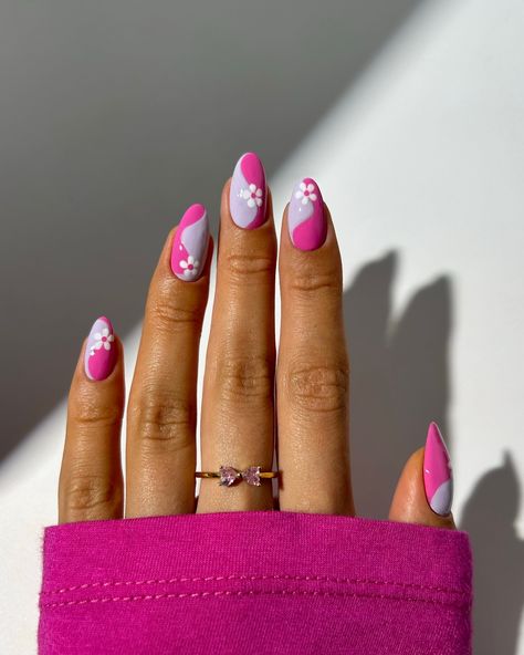 hot pink & lilac swirls 🌸🦄💞✨ colours are shades ‘mai tai have another’, ‘Blanc canvas’, ‘wisps of lilac’ from @cakenailpolish ring is from @coconutlaneuk - code THENAILOLOGIST for 30% off #nails #nailinspo #nailart #summernails #easynails #naildesign Almond Gel Nails, Nailinspo Nailart, Hot Pink Nails, Summery Nails, Girly Acrylic Nails, Casual Nails, Short Square Acrylic Nails, Almond Nails Designs, Pink Nail Designs