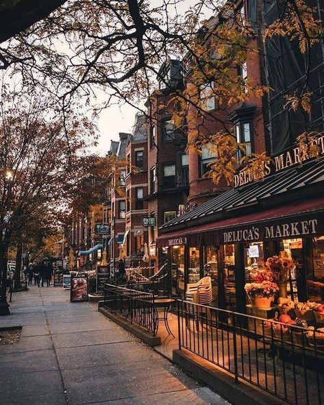 School Aesthetics, Perjalanan Kota, Inspiring Spaces, City Street, Autumn Cozy, Autumn Aesthetic, City Aesthetic, Law School, Europe Destinations