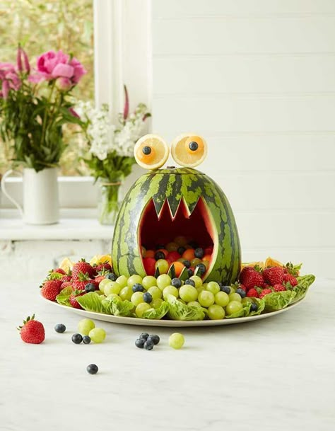 Watermelon Monster, Watermelon Boat, Veggie Ideas, Watermelon Carving, Decorações Com Comidas, Kids Party Food, Food Carving, Easy Food Art, Fruit Carving