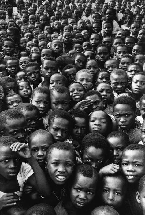 Sea of love. 00s Mode, I Love Being Black, Afrique Art, Photographie Portrait Inspiration, Black Photography, Afrocentric Art, Black Children, Black Love Art, Ex Machina