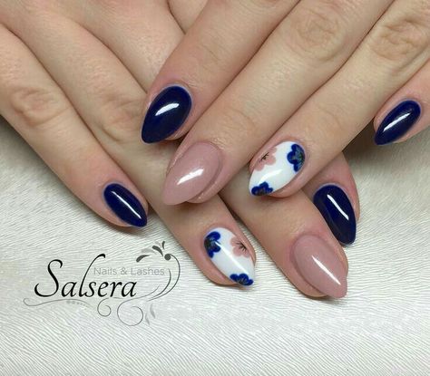 Blue Beige Nails, Nails Acrylic Blue, Navy Nails, Best Nails, Peach Nails, Floral Nail Designs, Blush Nails, Nails Tumblr, Flowers Ideas