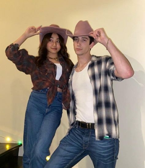 Cowboy Outfits For Men Party, Couple Halloween Costumes Cowboy And Cowgirl, Cowgirl And Cowboy Halloween Costumes, Wild West Couple Costume, Cowboy Group Costume, Cowboy Halloween Costume Boys, Cowboy Dress Up, Cowboy Couples Costume, Cow Boy Outfit For Men