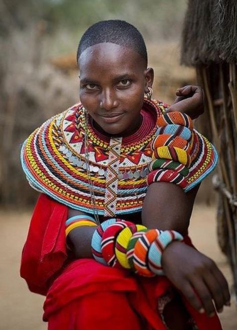 Eric Lafforgue, African People, Africa Art, Maasai, African History, African Beads, African Jewelry, World Cultures, African Culture