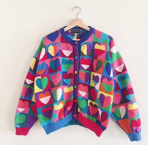 Quirky Fashion Vintage, Circus Vintage, Maximalist Fashion, Not My Circus, Heart Cardigan, Artsy Outfit, Quirky Fashion, Heart Sweater, Instagram S